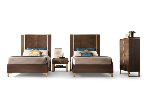 Bett Nachttisch Hocker 4 tlg. Schlafzimmer Set Design Modern Luxus Betten