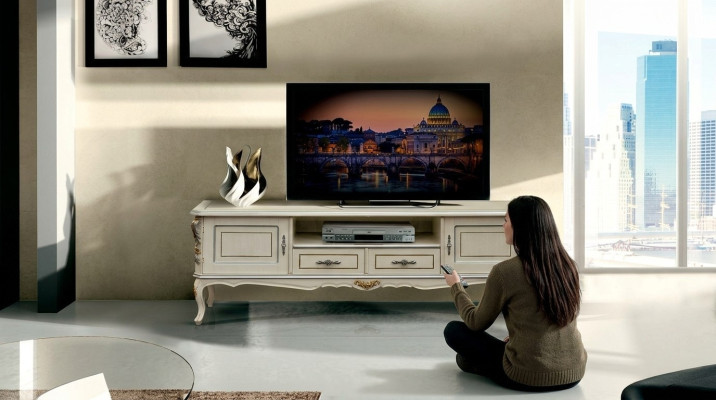 RTV Lowboard rtv Luxus Schrank Tisch Wohnzimmer Holz Möbel Klassisches Low Side Board