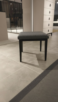 Komfortabel und Stilvoll Moderne Hocker für Schlafzimmer Textil Neu