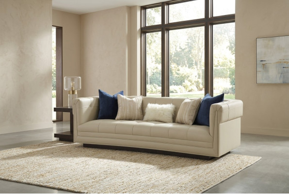 Dreisitzer Couchen Möbel Sofa 3 Sitzer Echtholz Klassische US Einrichtung Sofas