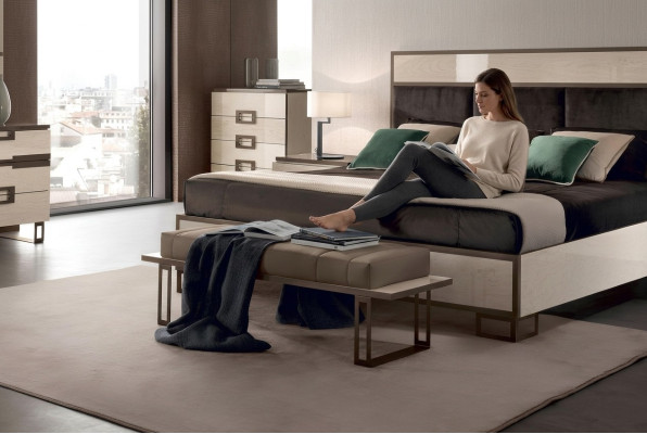 Hocker Fußhocker Beistellhocker Ottomane Chaiselounge Sitzbank Italien Möbel