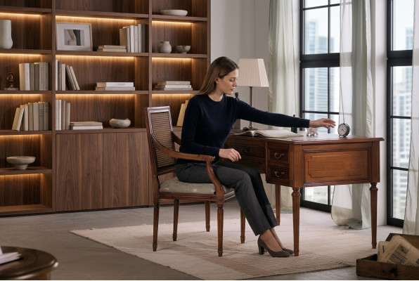 Tisch Schreibtisch Sekretär Schreibtische Italienische Möbel Stuhl Set Büro 2tlg