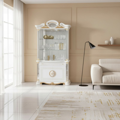Vitrine Italienische Luxus Möbel Vitrinen Kommodenschrank Glas Design Schrank
