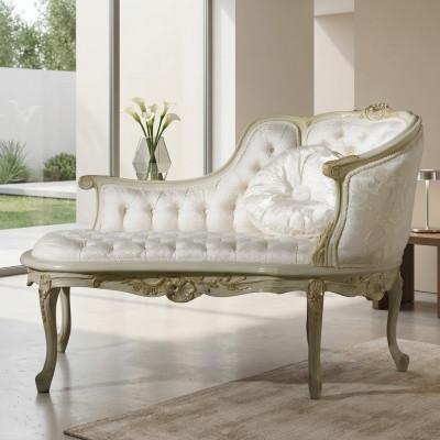 Lounge Chesterfield Sofa Liege Polster Liegen Chaiselongues Club Weiß Barock Neu