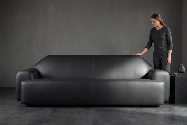 Gepolstertes Dreisitzer Sofa Design Sofas 3-Sitzer Sofas Couchen Wohnzimmer Neu