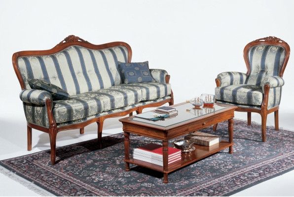 Klassische Sofagarnitur Couch 3+1 Sitzer Sofa Couchen Italienische Möbel Textil