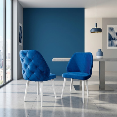 Hölzerne gepolsterte Stuhl blau zurück Chesterfield auf weißen Beinen  Esszimmer