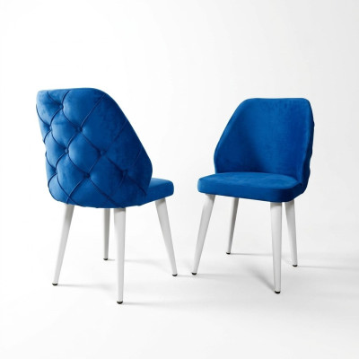 Hölzerne gepolsterte Stuhl blau zurück Chesterfield auf weißen Beinen  Esszimmer