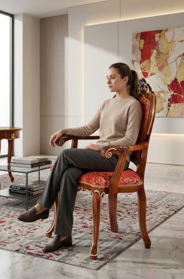 Klassische Stühle Stuhl Designer Holzstuhl Esszimmer Lehnstuhl Luxus Holz Möbel