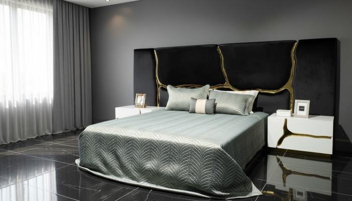 Schlafzimmer Garnitur Doppelbett Luxus Bett Nachttische Modern Schwarz