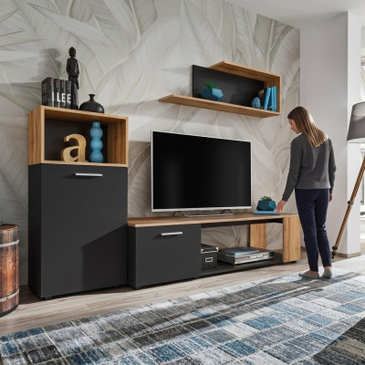 Dizajnér luxusnej modernej drevenej steny