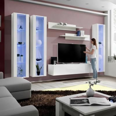 Kokosová TV jednotka s visiacou vitrínou v modernom dizajne