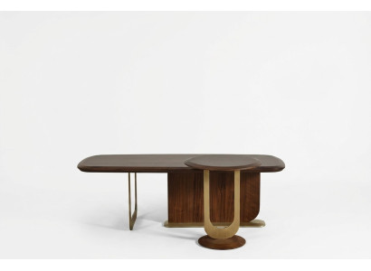 Couchtisch und Beistelltisch für das Wohnzimmer im modernen Stil.