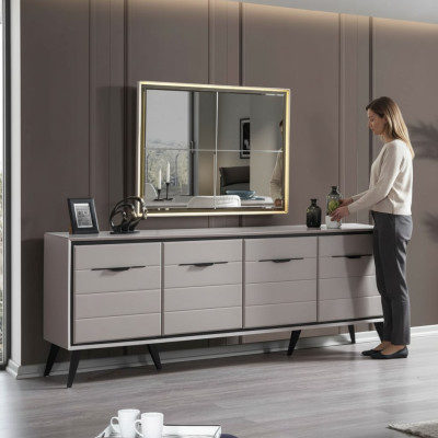 Weiße 4-türige Esszimmer Kommode Designer Anrichte Luxus Glas Spiegel