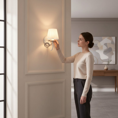 Weißer Wandleuchter Designer Luxus Lampe Kronleuchter Klassiscer Stil