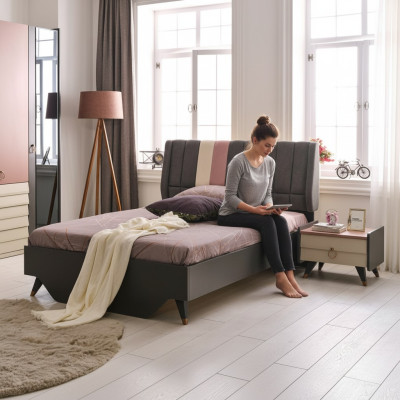 Luxus Schlafzimmer Nachttisch Betten Bett Komplett Set Design Einrichtung