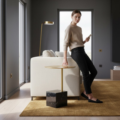Designer Schwarz-Goldener Beistelltisch Luxus Wohnzimmer Metalltische Tisch