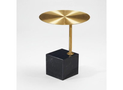 Designer Schwarz-Goldener Beistelltisch Luxus Wohnzimmer Metalltische Tisch