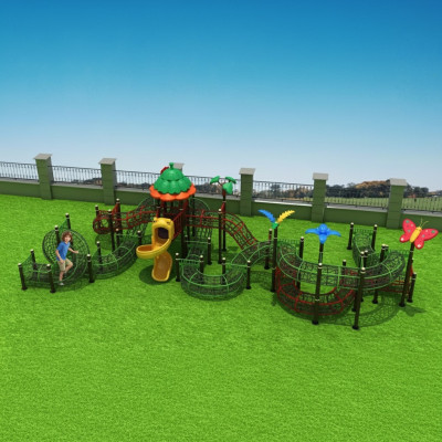 Sportkomplex im Freien Kinderklettergarten Spielplatz Öffentlich Freizeitpark