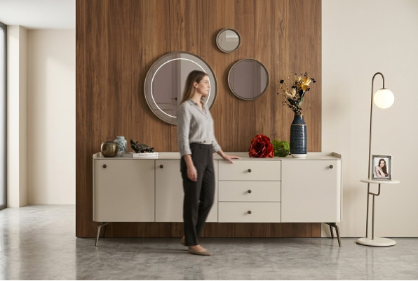Luxusný biely tvarovaný jedálenský bufet, elegantný bufet