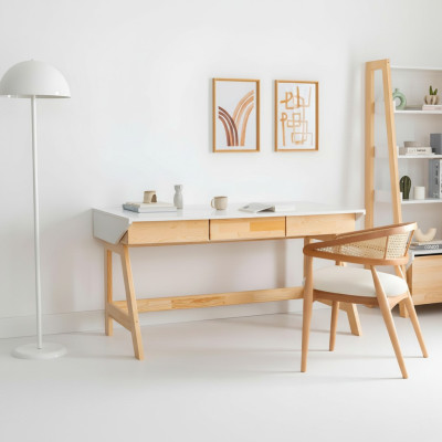 Hellbeiger Schreibtisch Luxuriöse Arbeitszimmer Designer Holz Tische