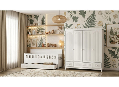 Weißes Kinderzimmer-Set mit Kinderbett und geräumigem Kleiderschrank