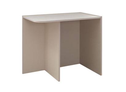 Beiger Holzschreibtisch im modernen Design für Büro und Home-Office