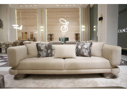 Elegantes Beiges Stoffsofa für Wohnzimmer im modernen Stil