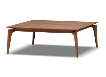 Eleganter Holztisch in warmem Braun für Wohnzimmer
