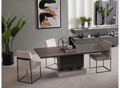 Elegantes braunes Esstisch- und Stühle-Set aus Holz und Textil