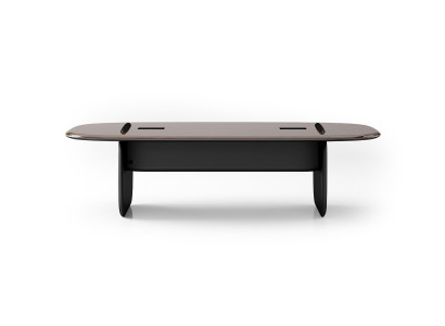 Brauner Holzschreibtisch im eleganten Design für Homeoffice